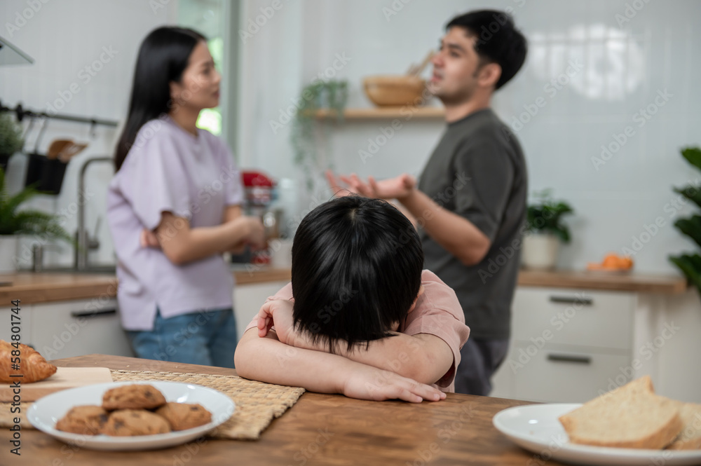 Nghiên cứu sốc đáng báo động: Phát hiện nguy cơ tử vong cao hơn khi bạn là con của kiểu cha mẹ này- Ảnh 1.